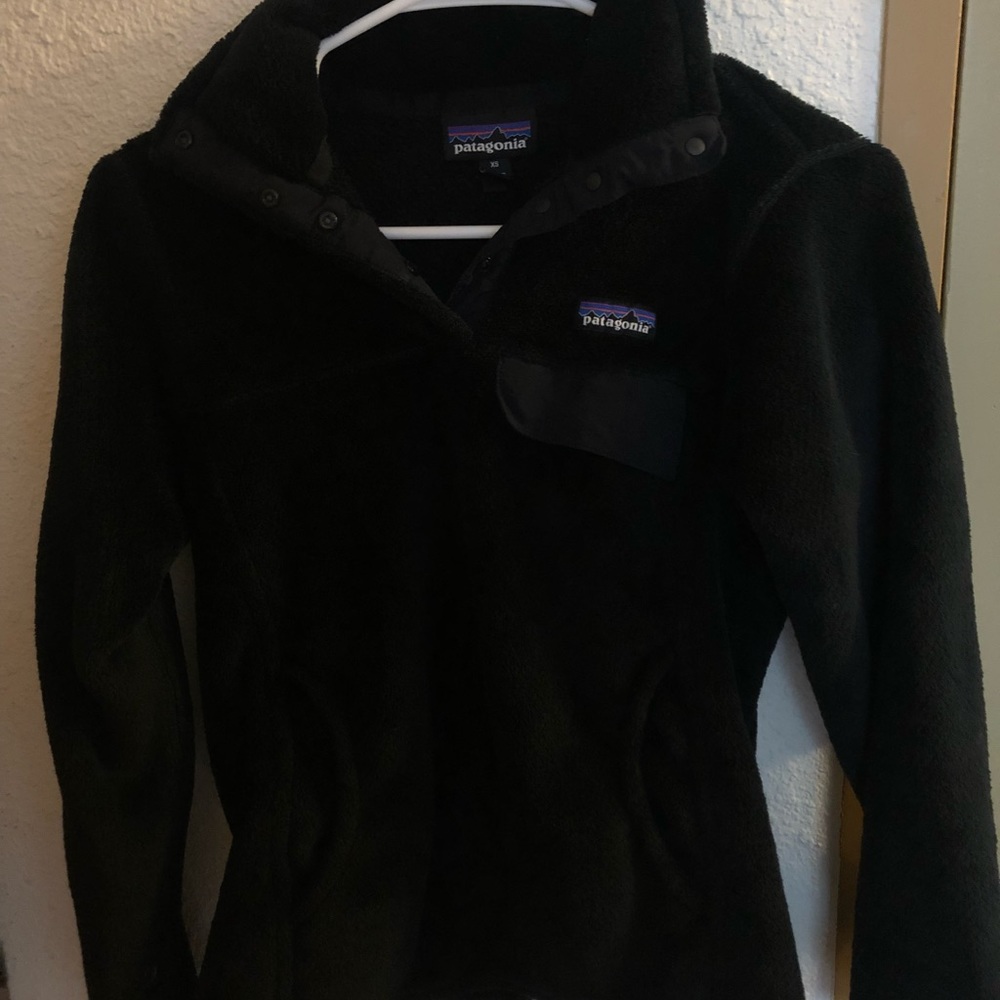Black Patagonia fleece
